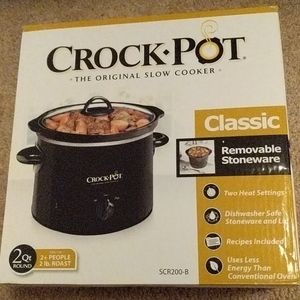 New 2Qt Round Crockpot